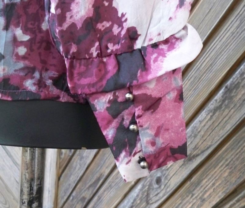 Vinröd Rosa Mönstrad Blus Jinni. Ze-Ze