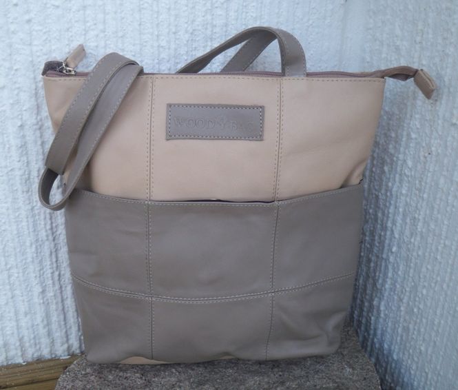 Huvudbild Skinnväska Kasse Grå Beige
