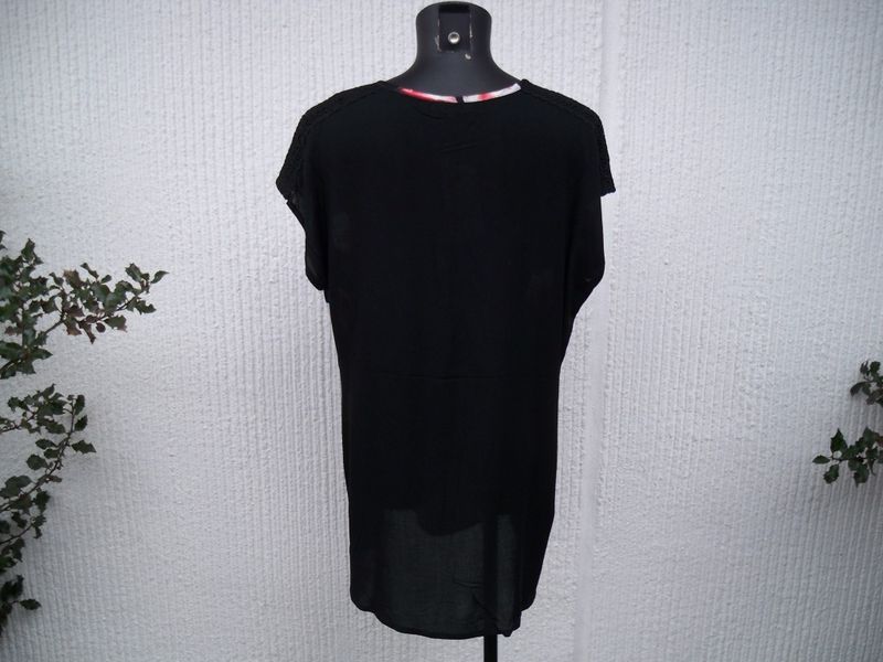 Svart Rrosa Blommig Tunika Blus Spor. Ze-Ze