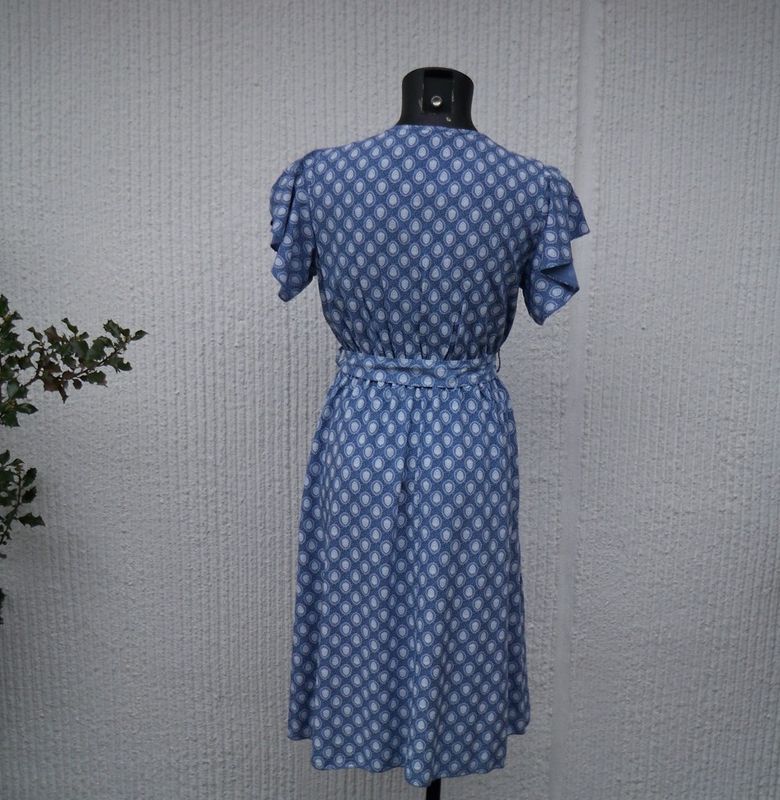 Mönstrad omlottklänning Jeansblå