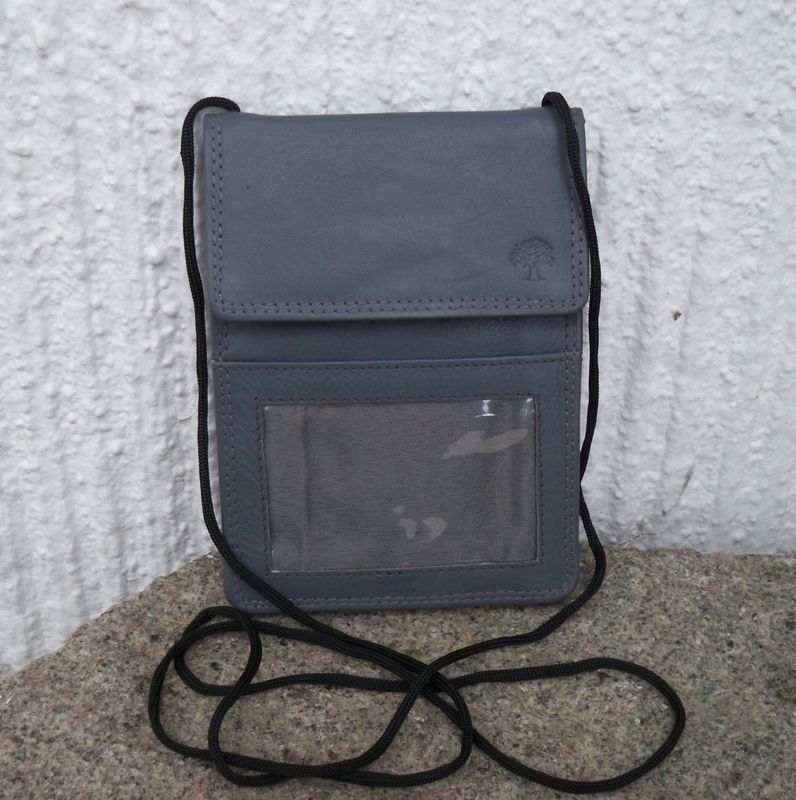 Neck Pouch Halspåse Läder Grå