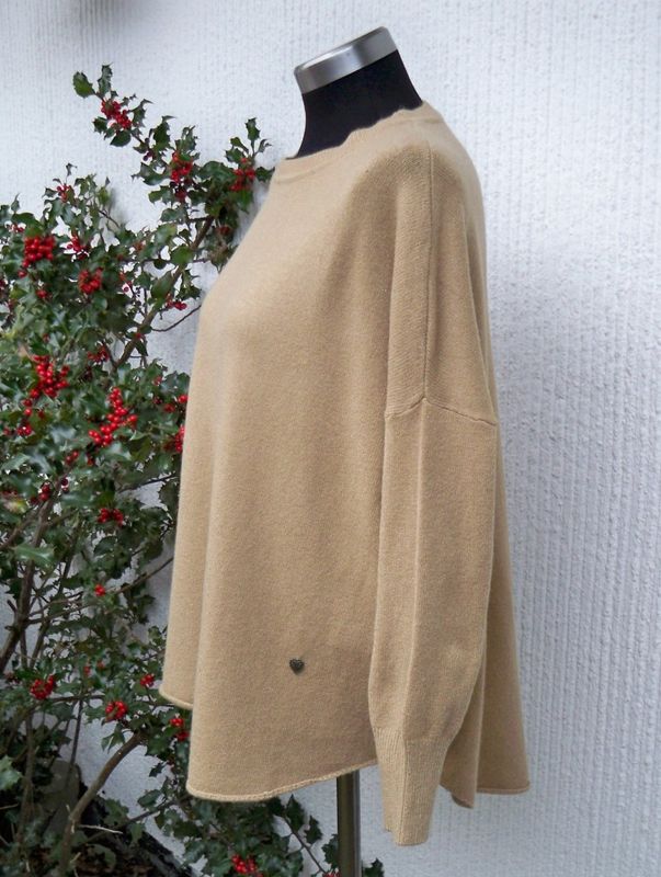 Kamelbeige Stickad Tröja Med Lång Ärm