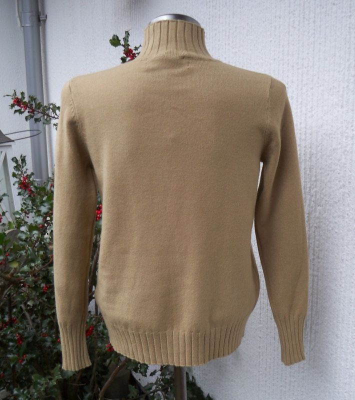 Kamelbeige Finstickad Tröja Med Polokrage Turtleneck
