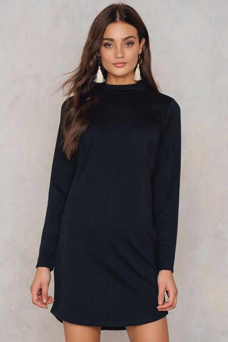 Huvudbild Svart Klänning Lisa Polodress Rut & Circle