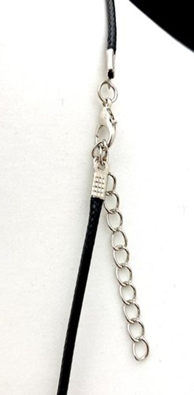 Halsband Hematit Med Röd Pärla Selma  Magnani Smyckesdesign
