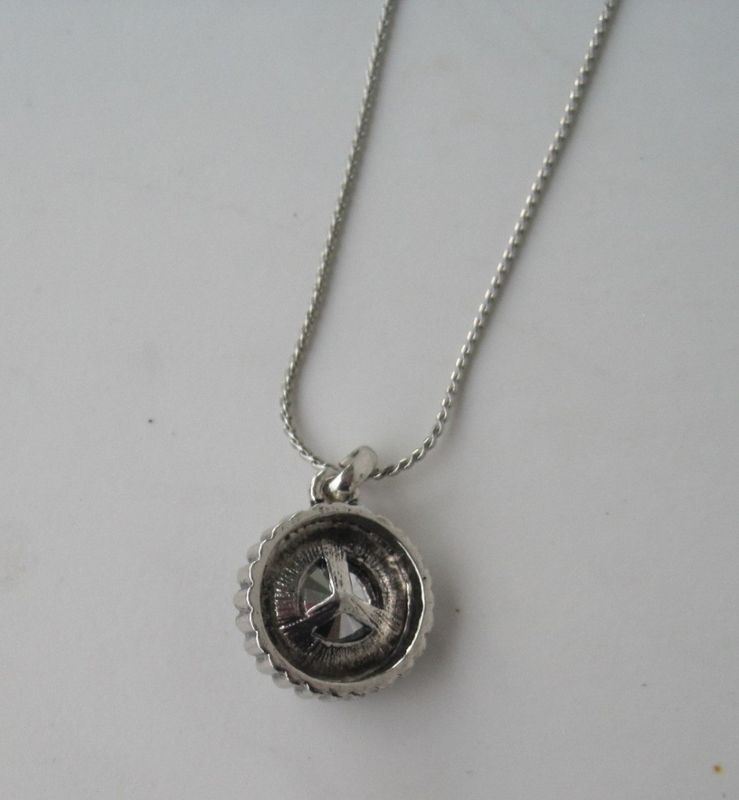 Långt Halsband Vit Rundel