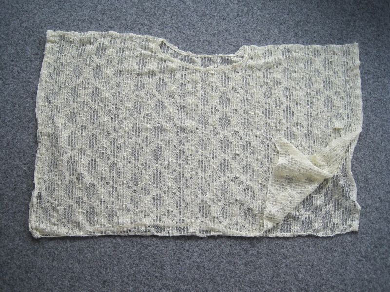 Cremevit Spetsponcho / Nätponcho