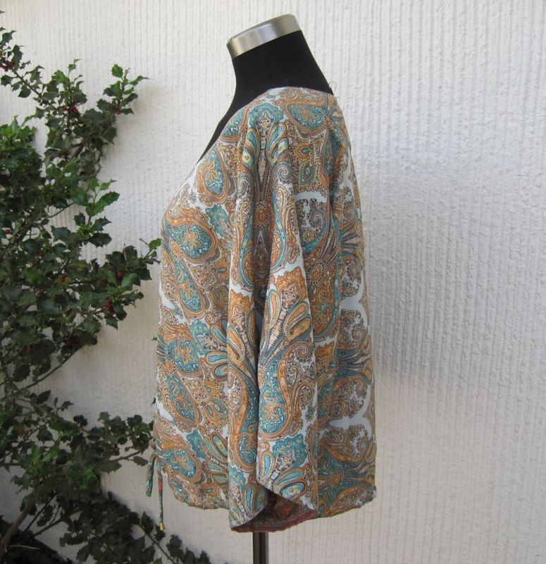 Mönstrad Tunn Kort Vändbar Jacka Med Kimonoärmar Paisley Blommig