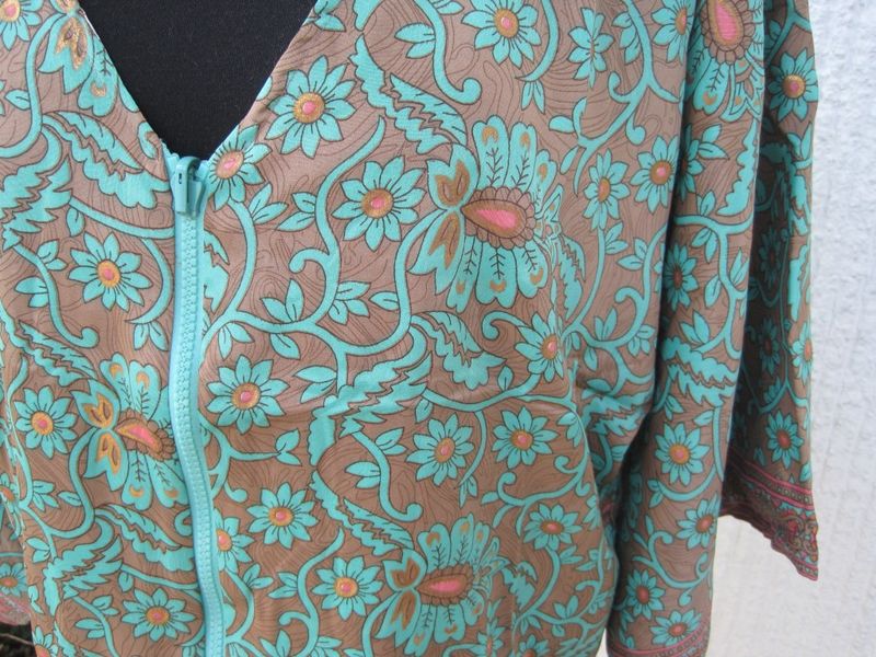 Mönstrad Tunn Kort Vändbar Jacka Med Kimonoärmar Paisley Blommig