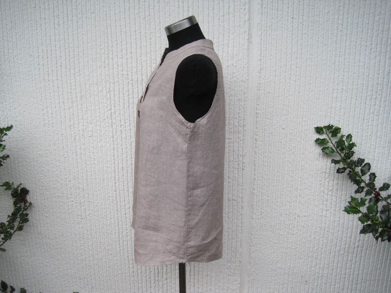 Gråbeige Taupe Ärmlös Linneblus. Made in Italy
