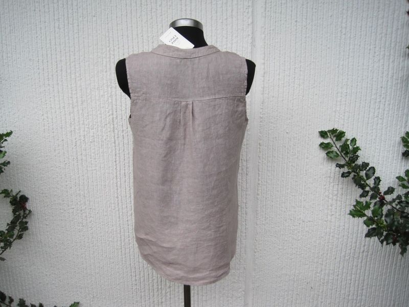 Gråbeige Taupe Ärmlös Linneblus. Made in Italy