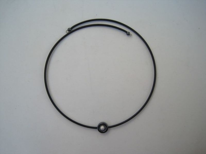 Halsband Svart Choker Hematit Med vit Pärla