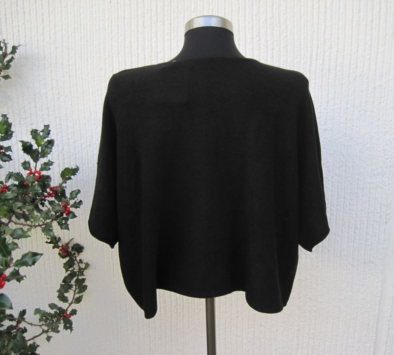 Svart Kort Ponchotröja Med Halvlång Ärm